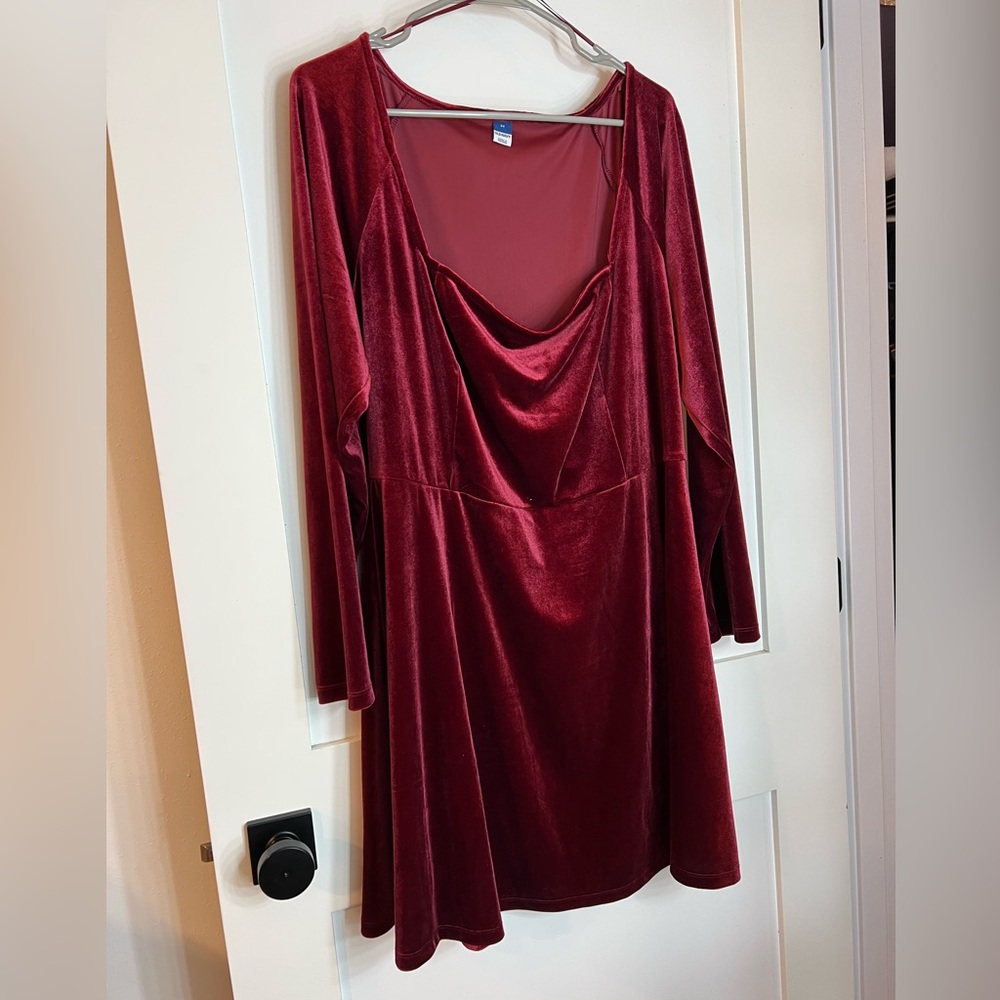 Elegant Velvet Burgundy Dress